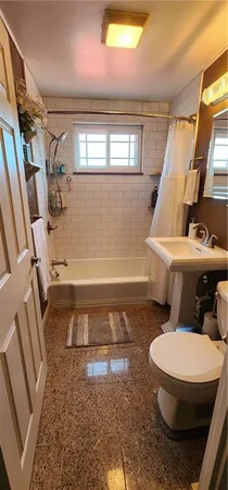 $289,900 | 3900 Evergreen Drive, Monroeville, PA 15146