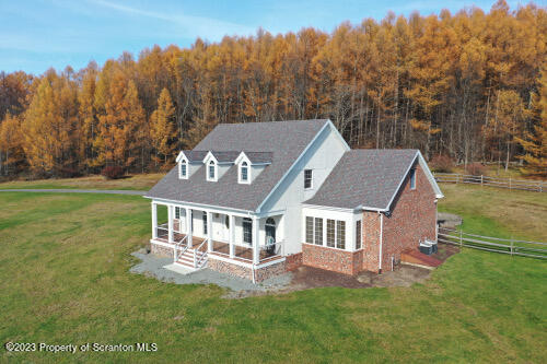 991 Herrick Ridge Union Dale, PA 18470 - Photo 4 of 41