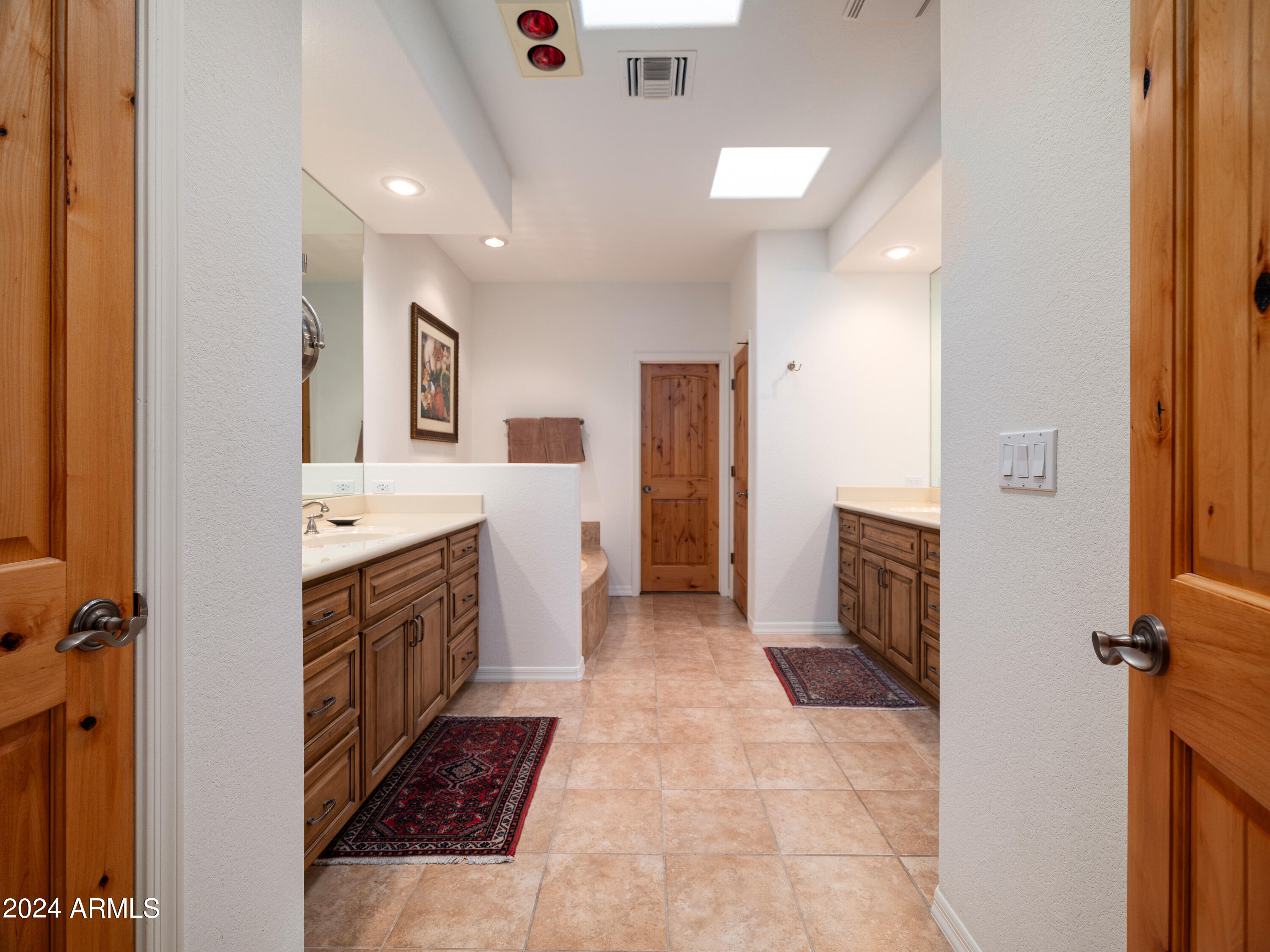 27933 North Quail Spring Road Rio Verde, AZ 85263 - Photo 18 of 31 Owners bathroom