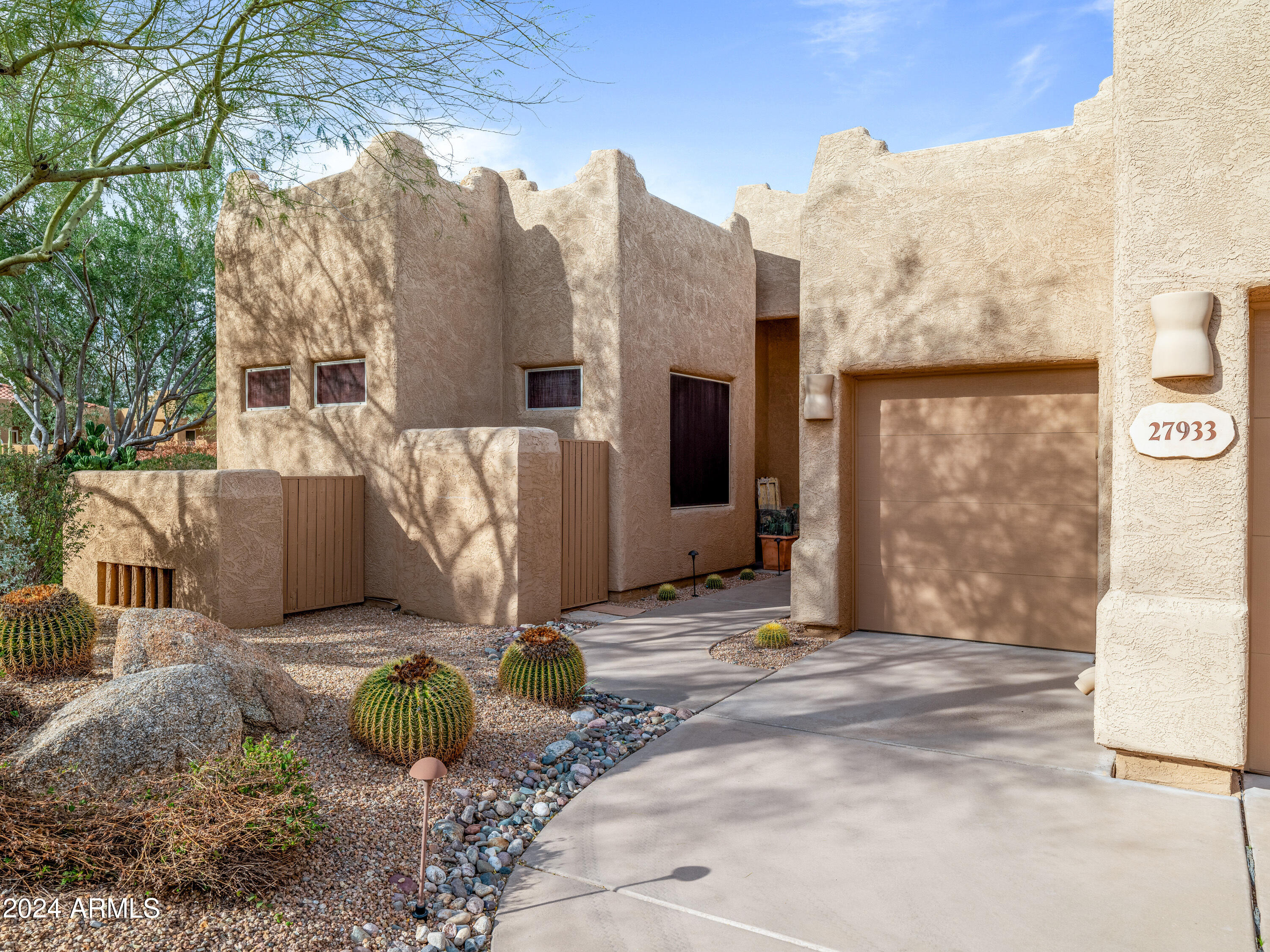 27933 North Quail Spring Road Rio Verde, AZ 85263 - Photo 5 of 31 Entry