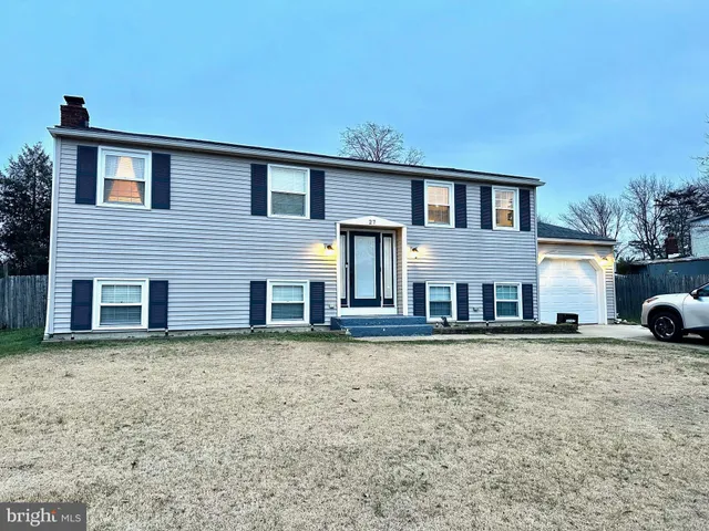 $479,900 | 27 Lincoln Drive, Clementon, NJ 08021