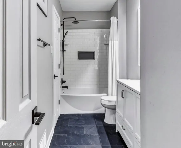 $479,900 | 27 Lincoln Drive, Clementon, NJ 08021