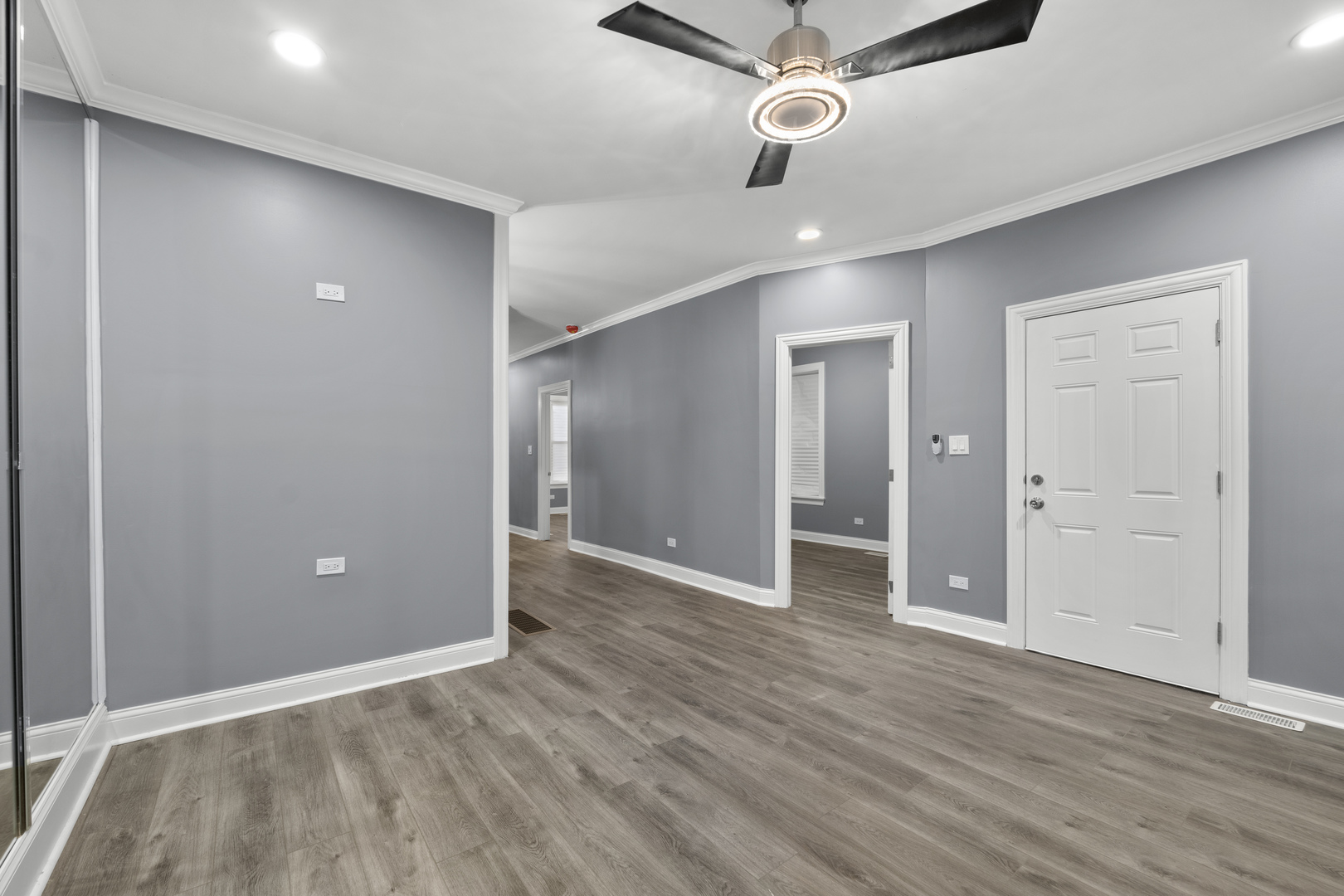 7823 South Morgan Street Chicago, IL 60620 - Photo 35 of 55