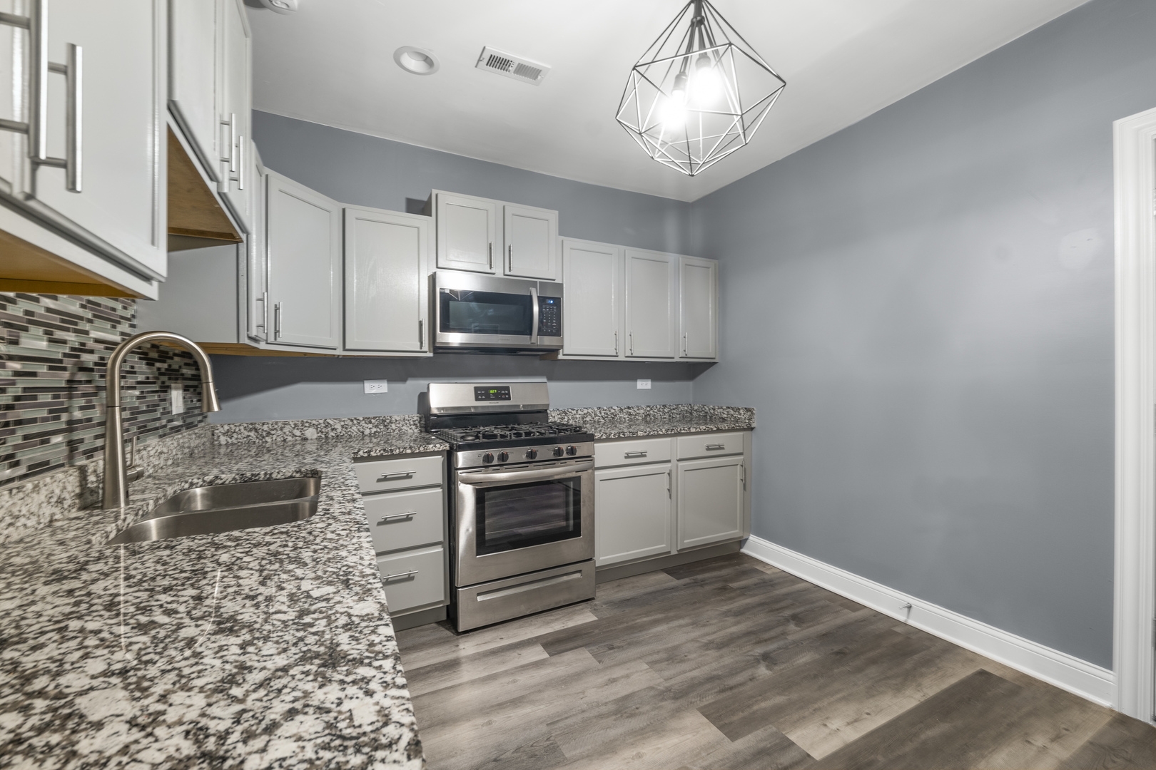 7823 South Morgan Street Chicago, IL 60620 - Photo 46 of 55