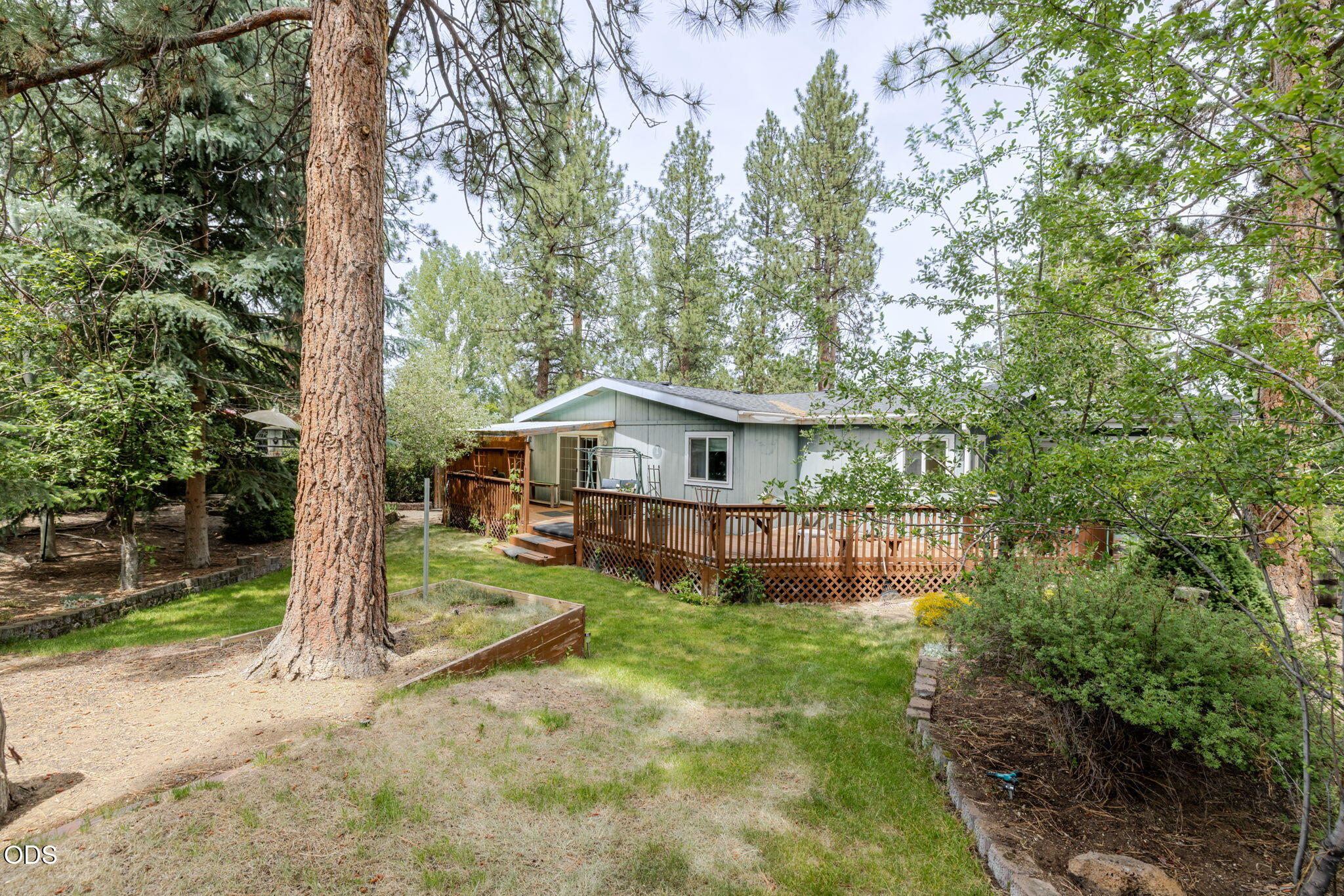 60865 Raintree Court Bend, OR 97702 - Photo 26 of 33
