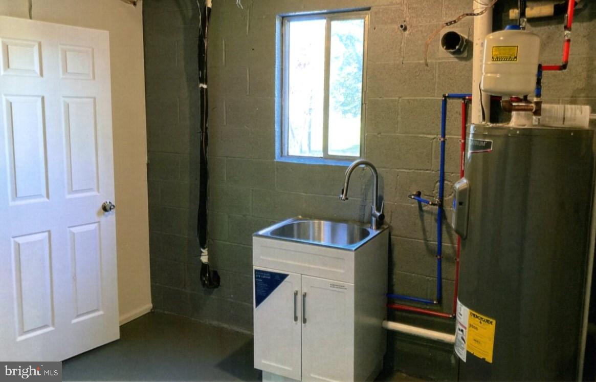 220 White Hall Road Elkton, MD 21921 - Photo 14 of 18 Utility Room