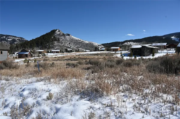 $209,900 | 23340 Postrider Trail, Oak Creek, CO 80467