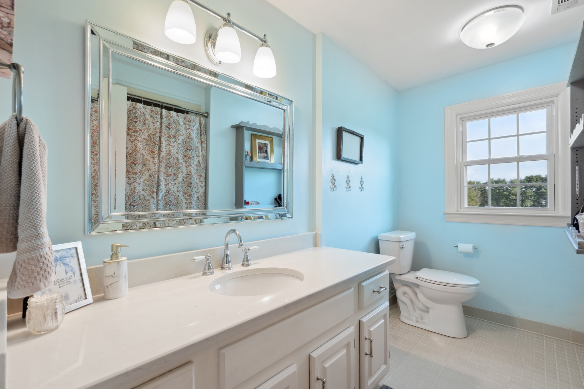 5013 Baker Road Murfreesboro, TN 37129 - Photo 33 of 55 a bathroom with a toilet sink and mirror