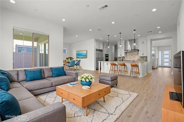 $12,000 | 11763 Quailrun Court, Chatsworth, CA 91311