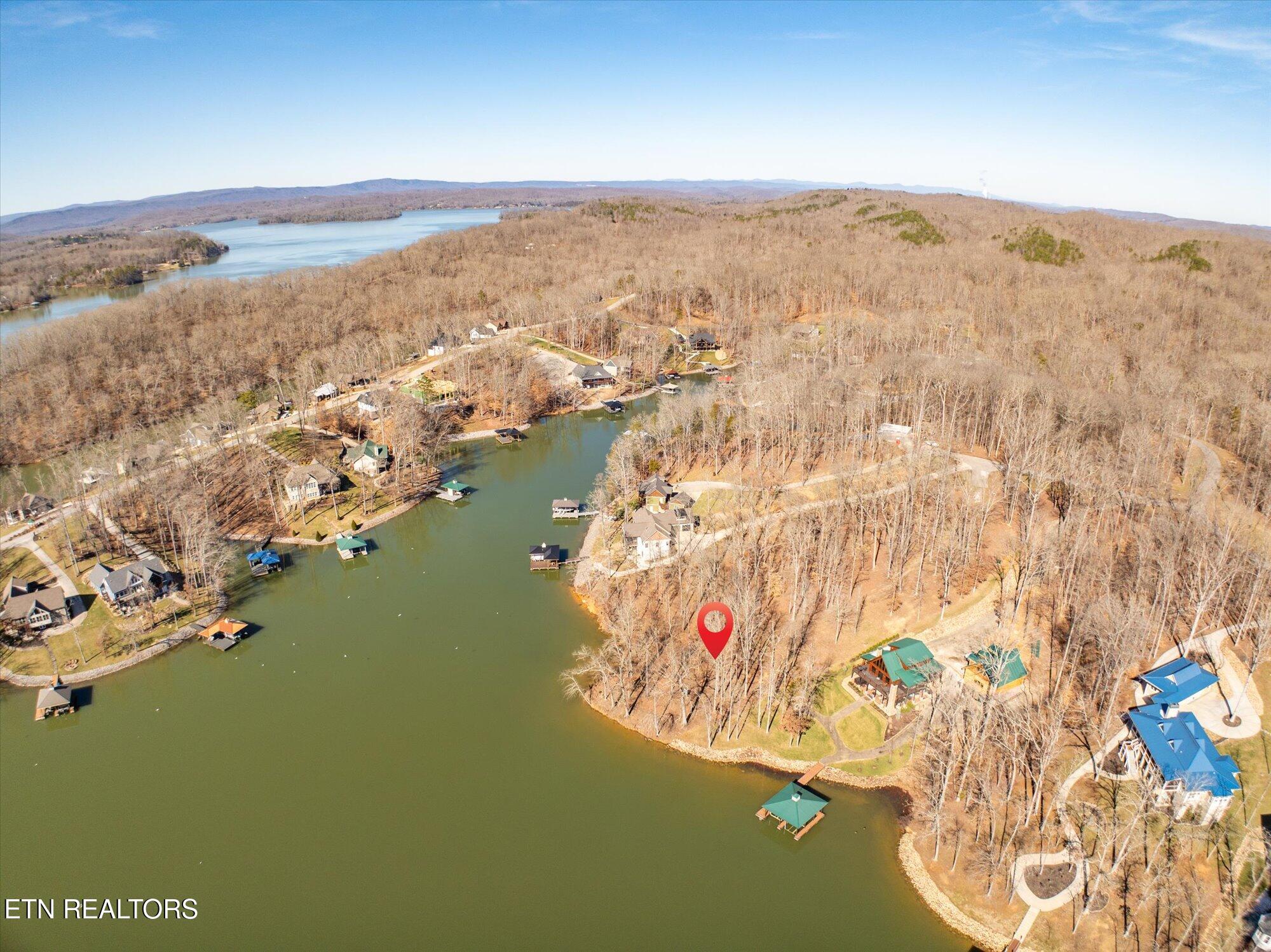 64 Edgewater Way Ten Mile, TN 37880 - Photo 8 of 17 07-64-Edgewater-Wy-Ten-Mile-TN-7