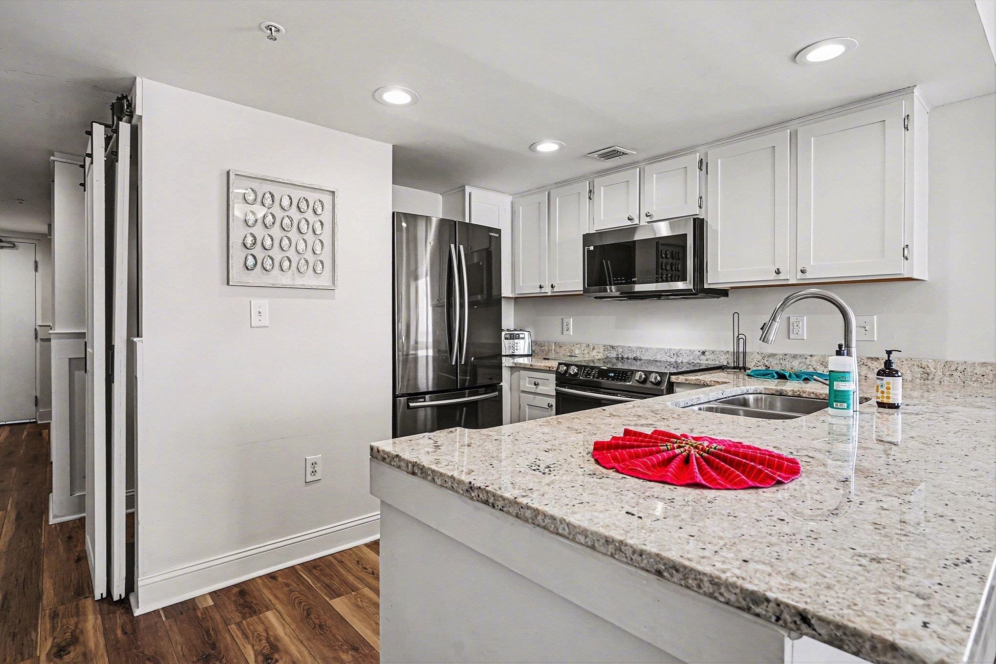 2000 North Ocean Boulevard, Unit 1017 Myrtle Beach, SC 29577 - Photo 12 of 36