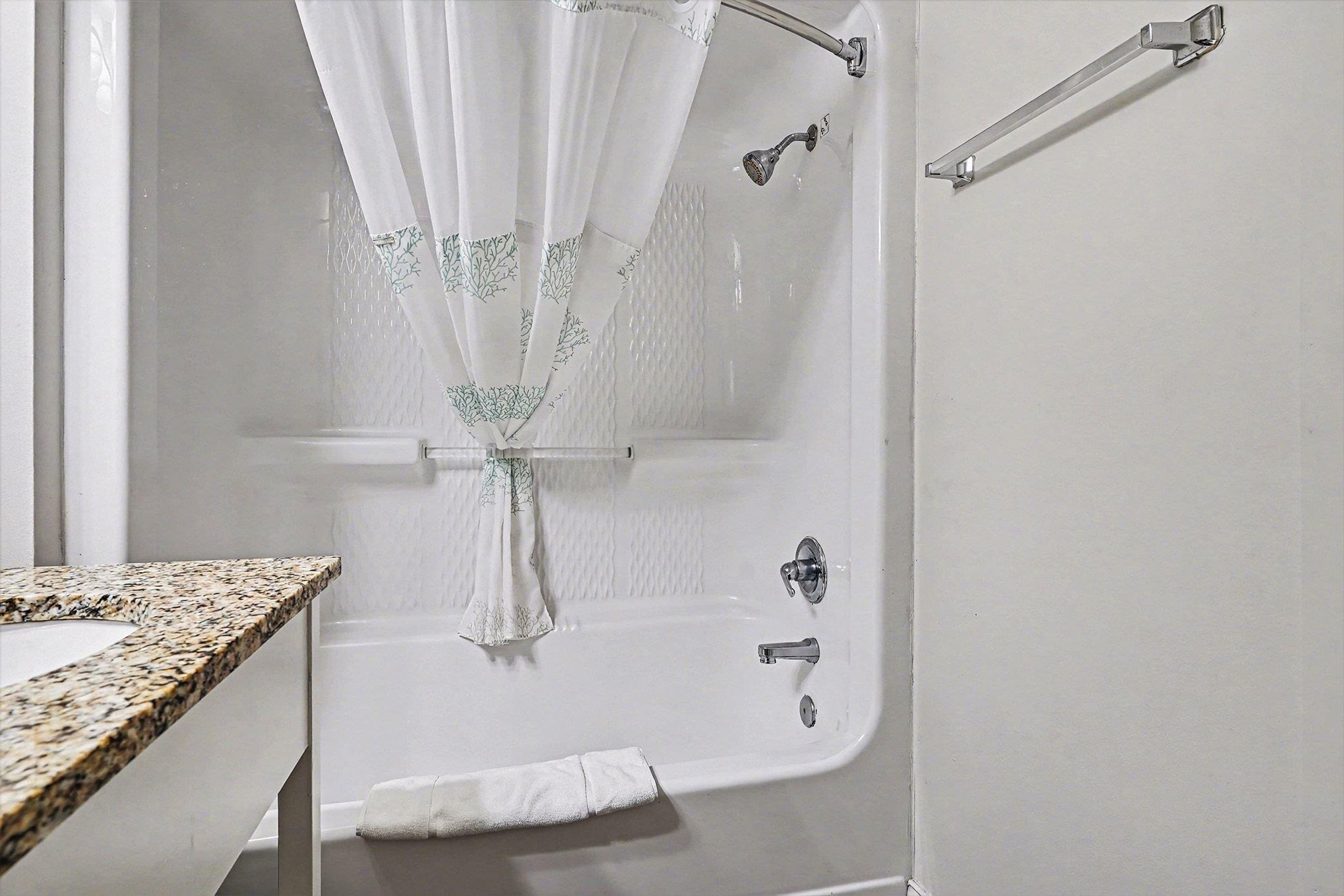 2000 North Ocean Boulevard, Unit 1017 Myrtle Beach, SC 29577 - Photo 18 of 36