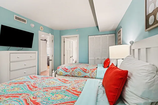 $489,900 | 2000 North Ocean Boulevard, Unit 1017, Myrtle Beach, SC 29577