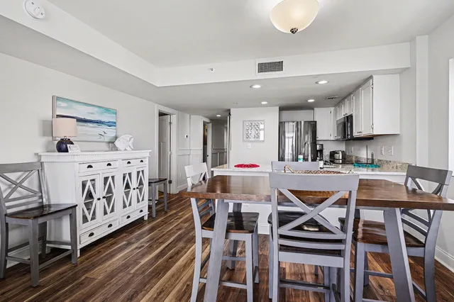 $489,900 | 2000 North Ocean Boulevard, Unit 1017, Myrtle Beach, SC 29577