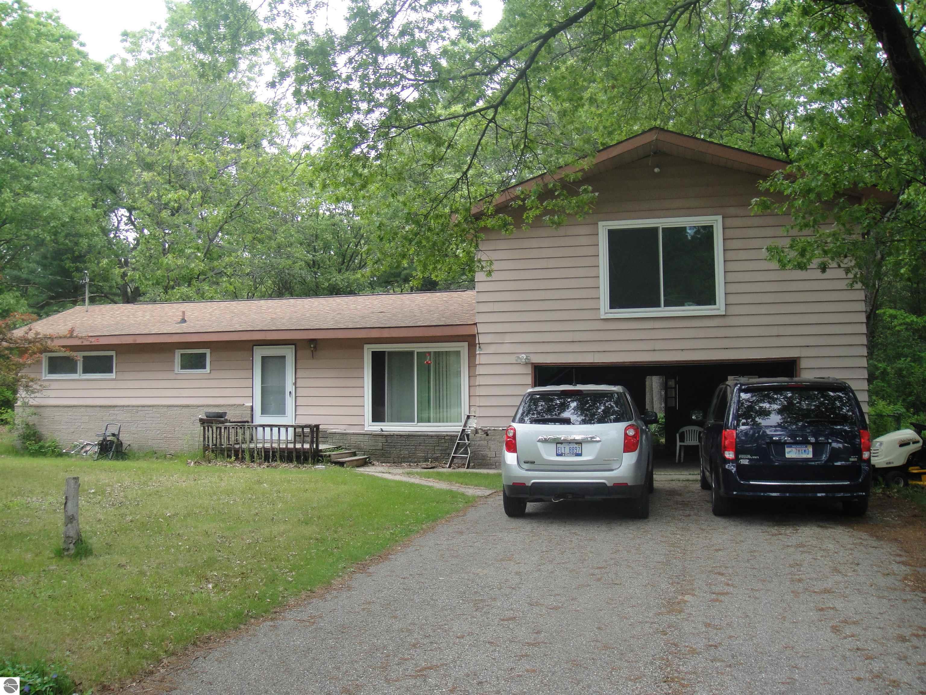 4701 MacKenzie Road, Oscoda, MI 48750 Compass