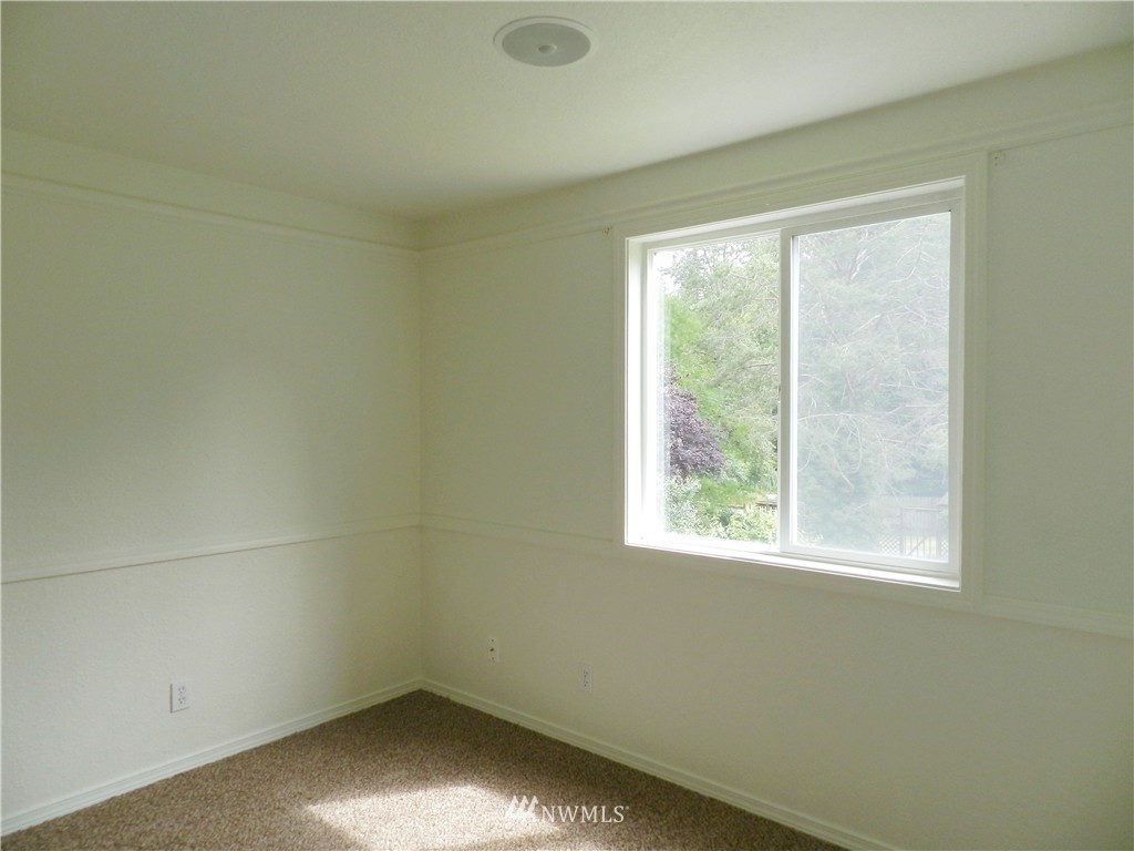 4538 Fir Tree Way Bellingham, WA 98229 - Photo 10 of 16 Gallery Image 10
