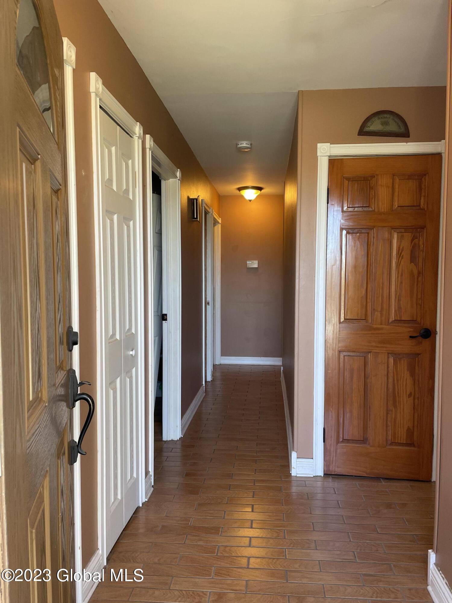 19 Starr Road Troy, NY 12182 - Photo 5 of 40 IMG_2250