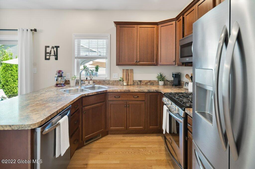 23 Northside Avenue Rensselaer, NY 12144 - Photo 8 of 28 main 5