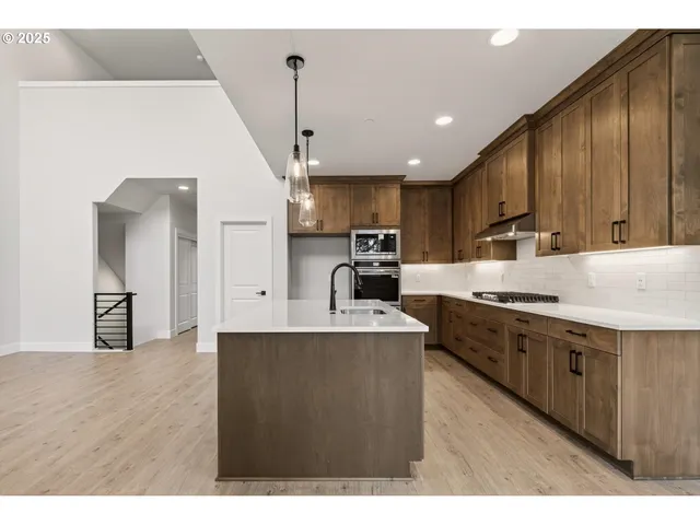 $699,000 | 4705 Northwest Camas Meadows Drive, Camas, WA 98607