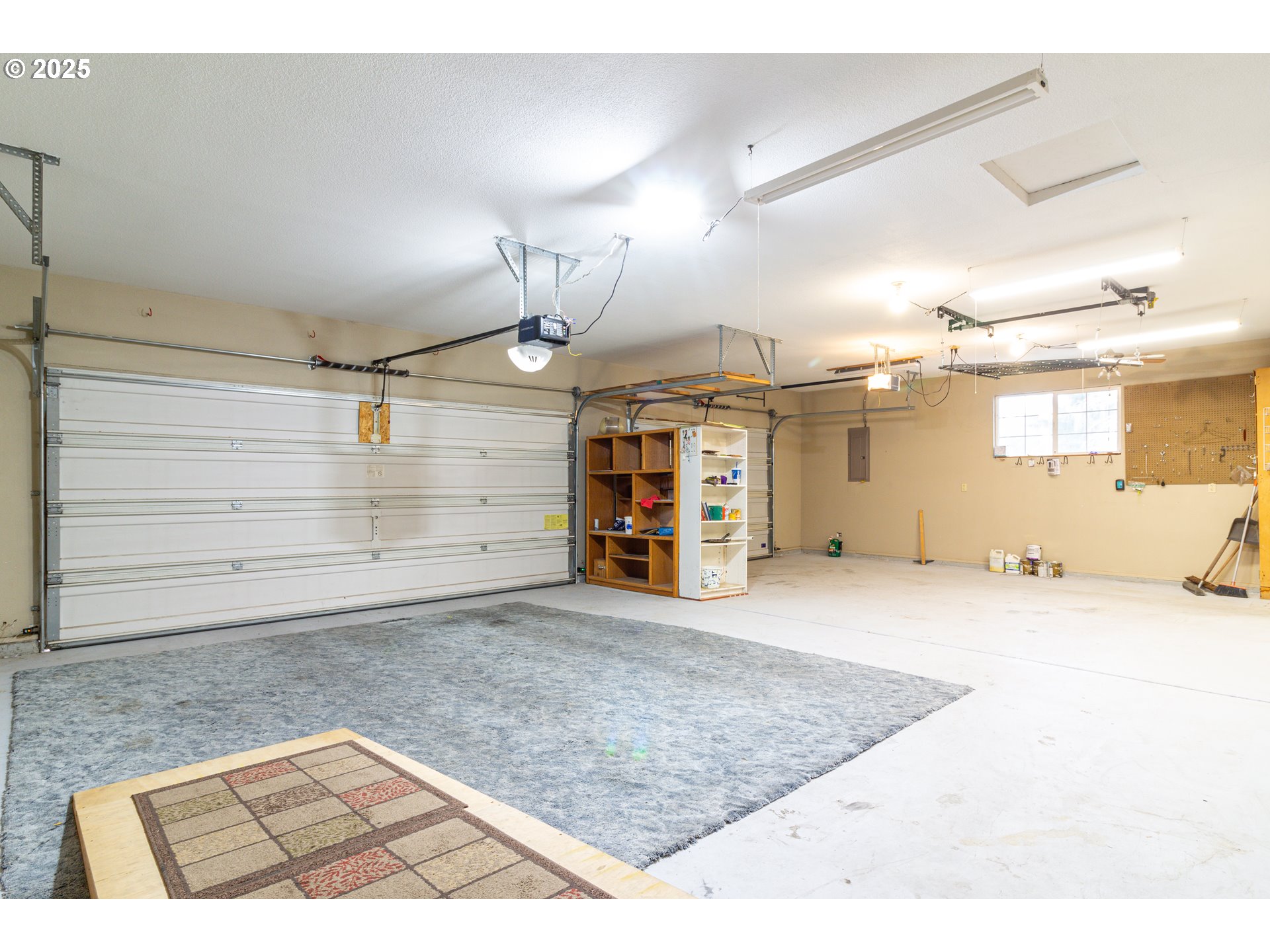 305 Northwest 9th Place Hermiston, OR 97838 - Photo 25 of 31 a view of a storage & utility room
