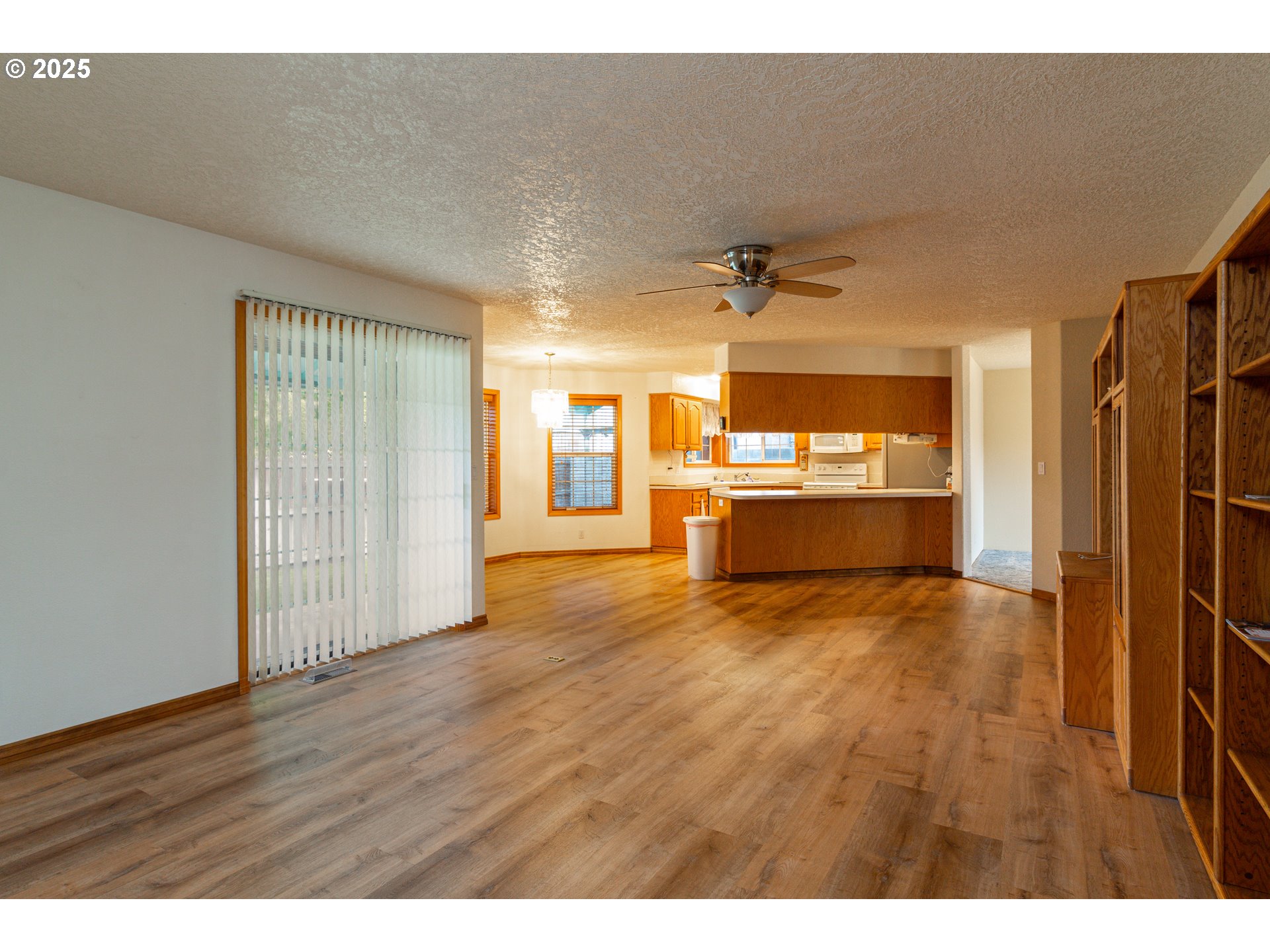 305 Northwest 9th Place Hermiston, OR 97838 - Photo 28 of 31 a view interior of a house wooden floor and a kitchen