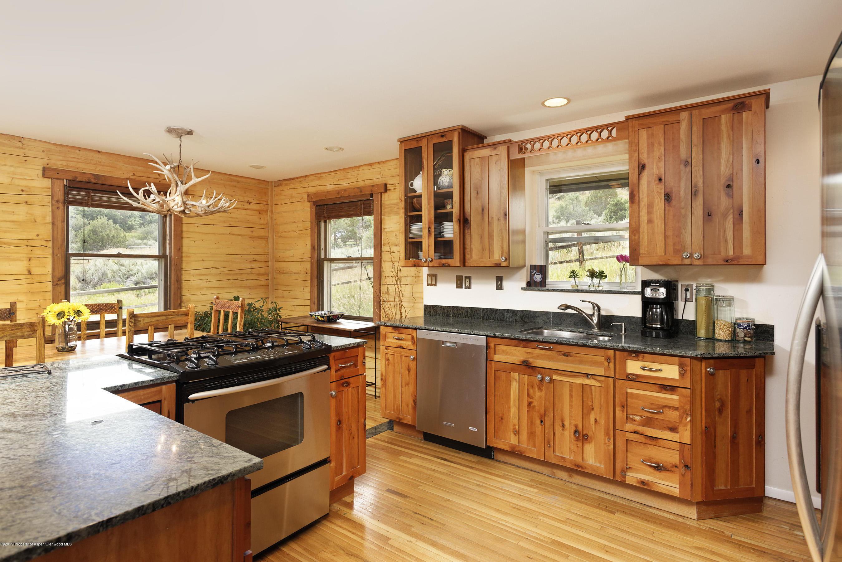 1340 Gateway Road Snowmass, CO 81654 - Photo 7 of 32 Kitchen