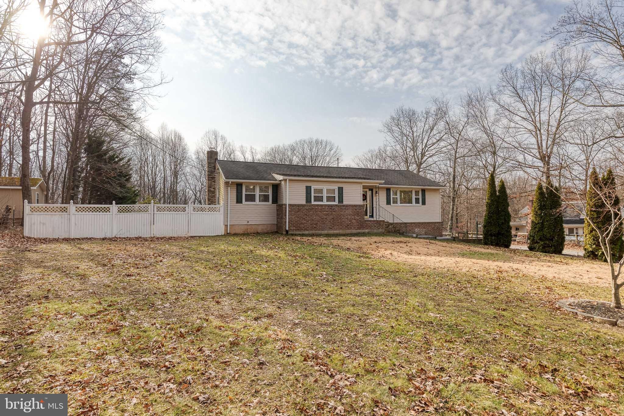 211 Kirkhoff Road Westminster, MD 21158 - Photo 2 of 26 Gallery Image 2