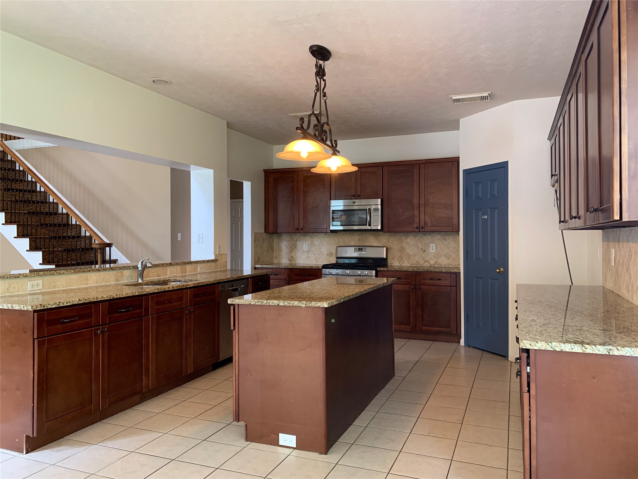 20703 Riviere Lane Spring, TX 77388 - Photo 13 of 50