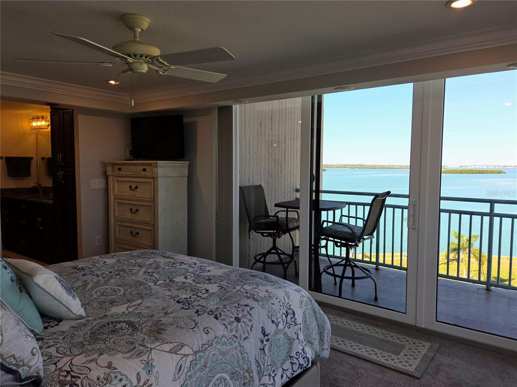 1 Key Capri, Unit 612W Treasure Island, FL 33706 - Photo 22 of 54