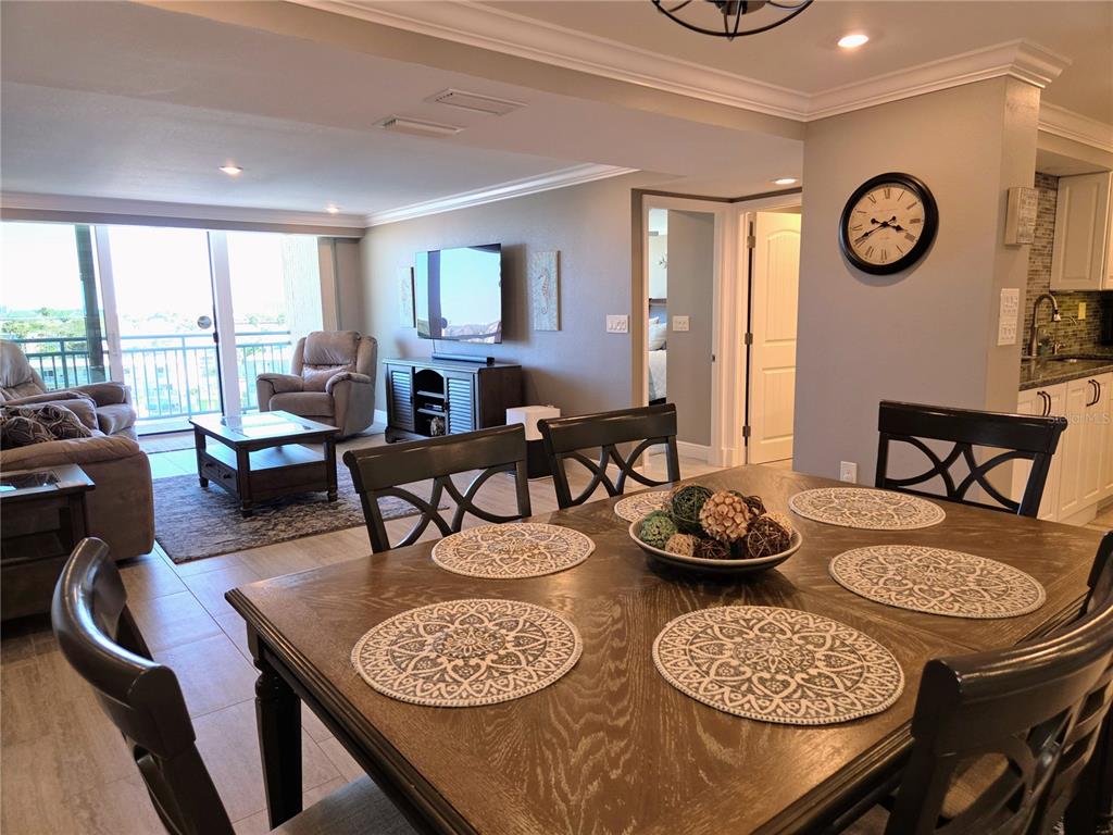 1 Key Capri, Unit 612W Treasure Island, FL 33706 - Photo 8 of 54