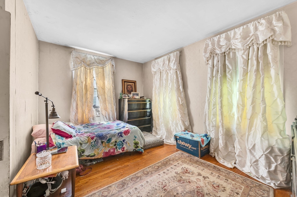 415 Maple Street Springfield, MA 01105 - Photo 11 of 40
