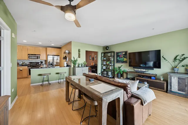 $2,300 | 7757 Van Buren Street, Unit 506, Forest Park, IL 60130