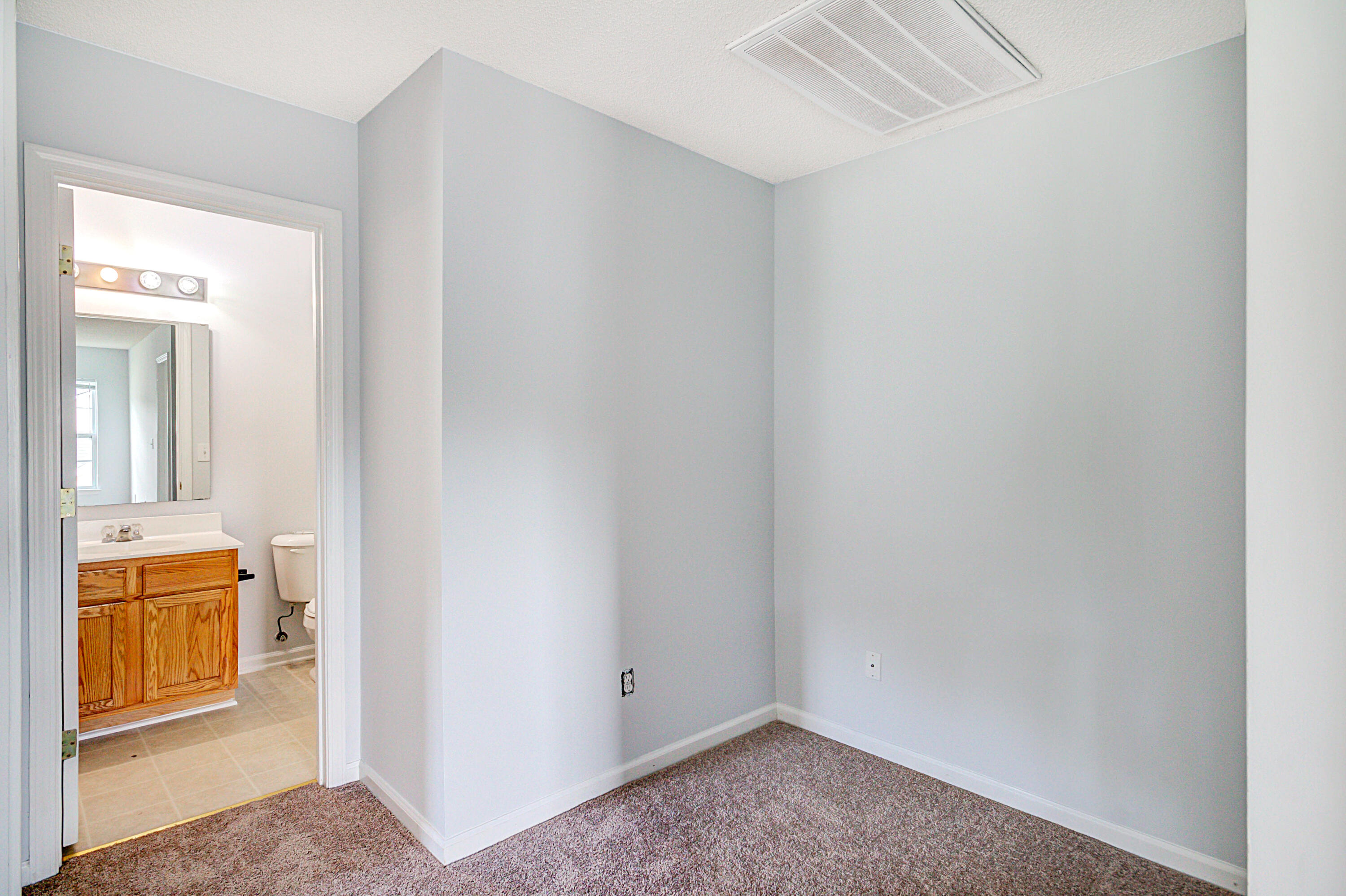 204 Border Road Goose Creek, SC 29445 - Photo 13 of 20 En-suite