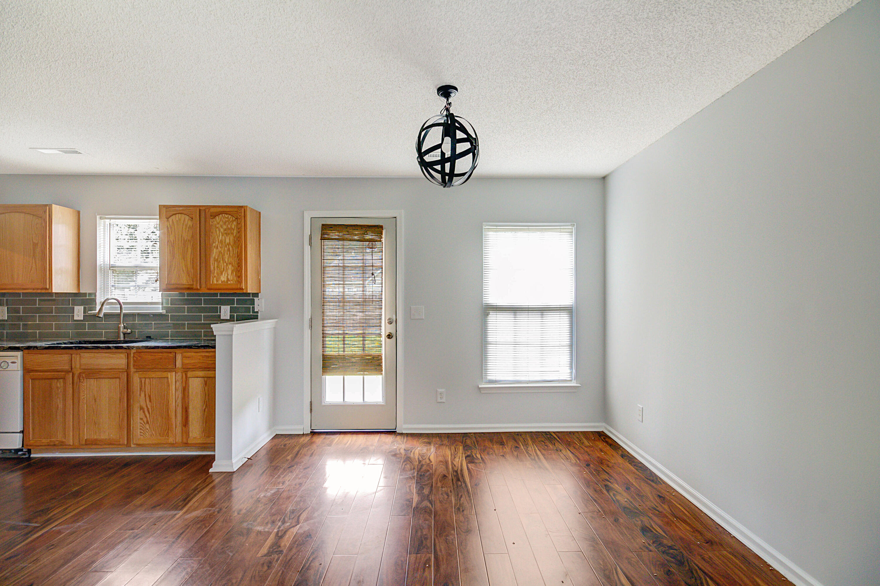 204 Border Road Goose Creek, SC 29445 - Photo 6 of 20 Eat-In Kitchen