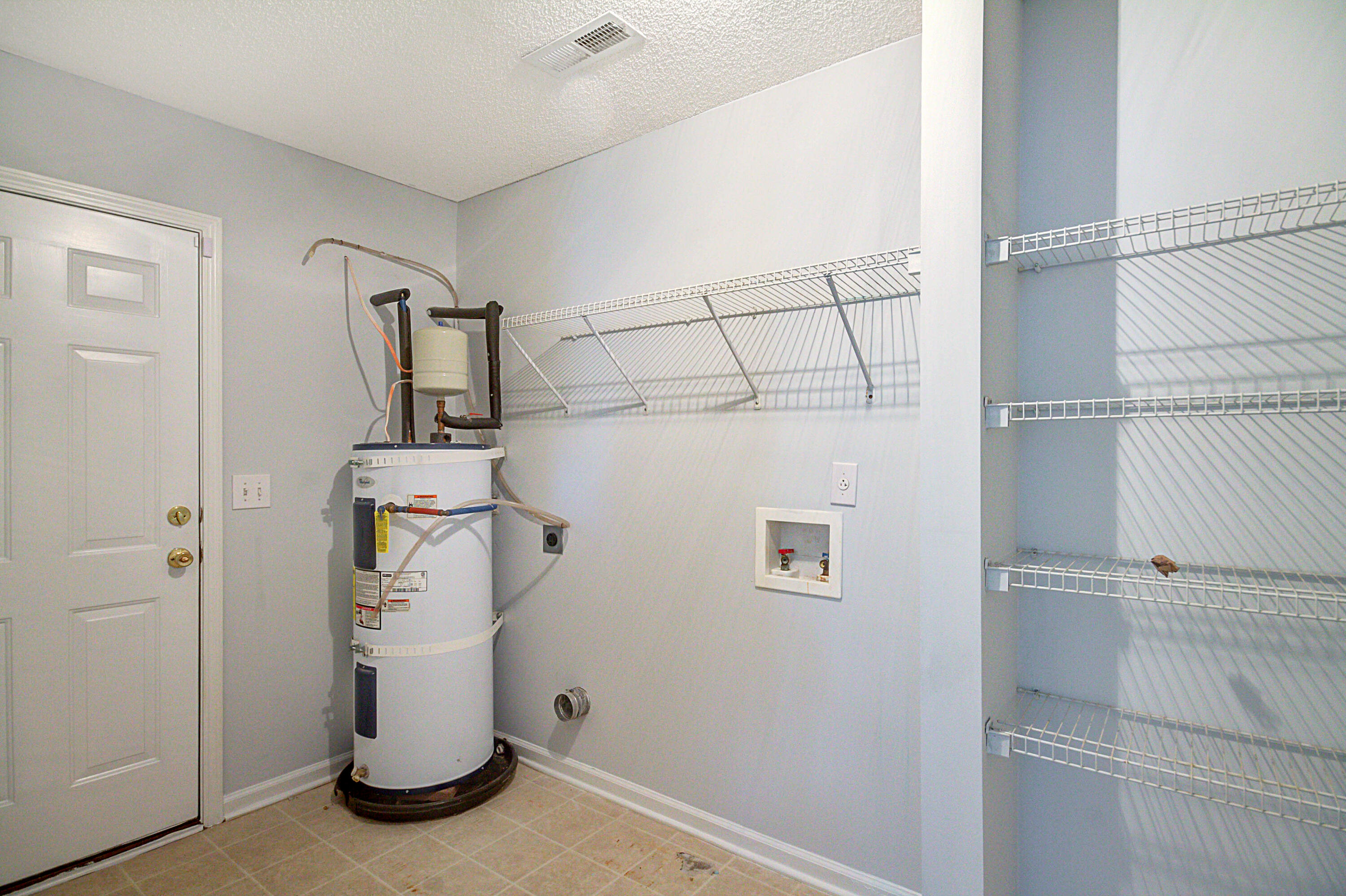 204 Border Road Goose Creek, SC 29445 - Photo 9 of 20 Pantry/Laundry Room