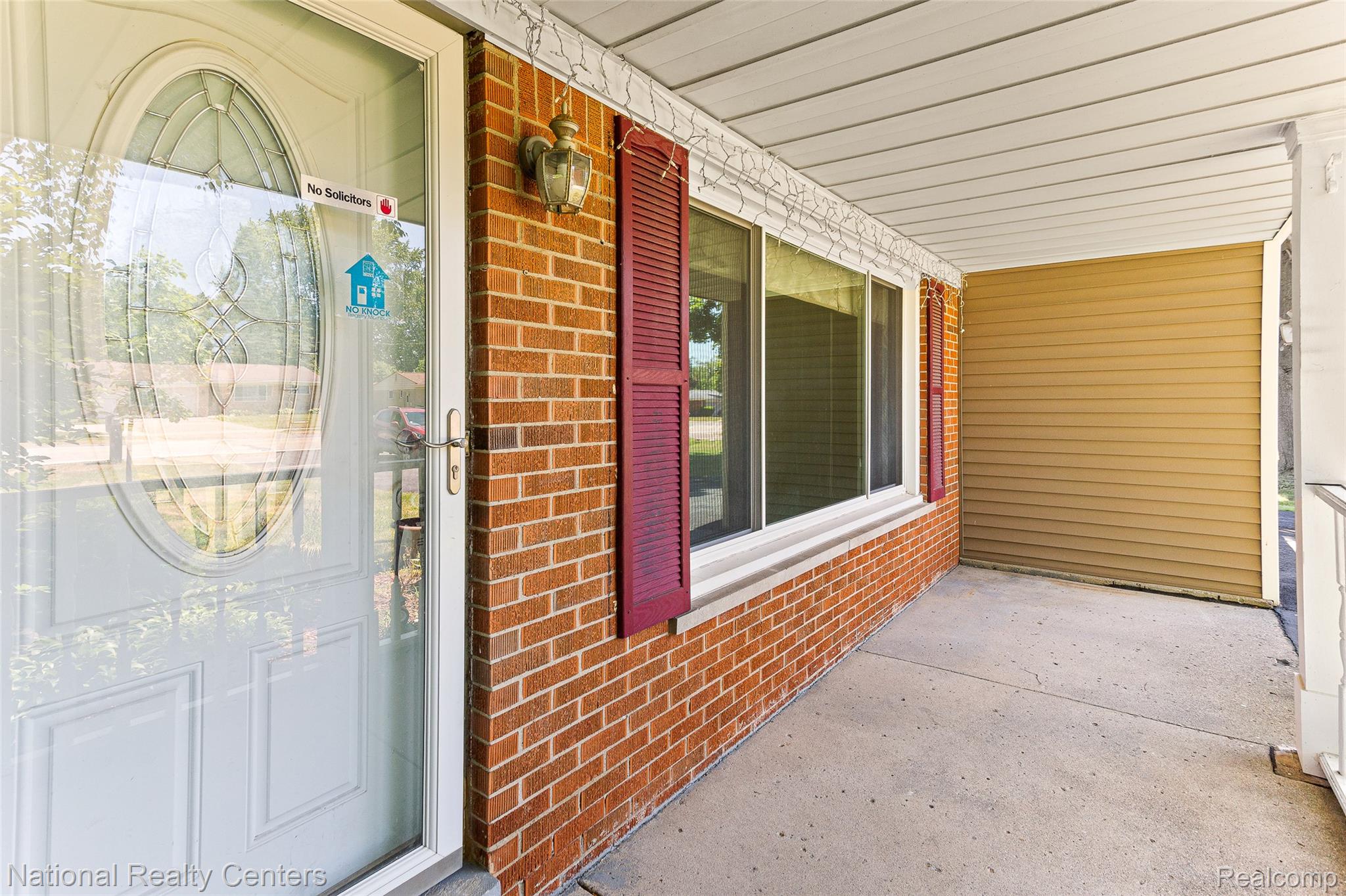 23950 Meadowbrook Road Novi, MI 48375 - Photo 37 of 39 IMG_4232.jpg