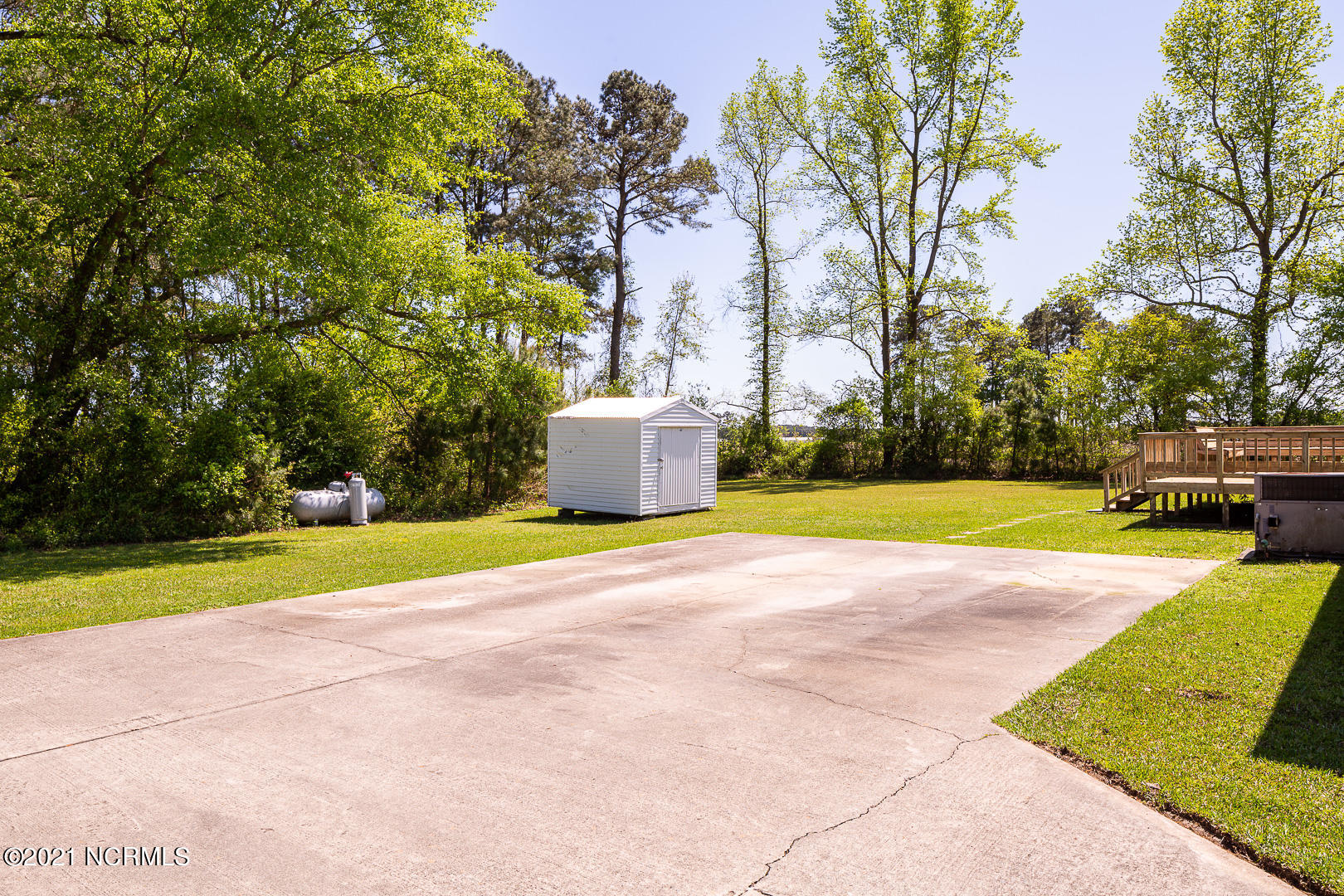 926 Matthis Road Clinton, NC 28328 - Photo 28 of 30 926 Matthis Rd Clinton NC 28328-28