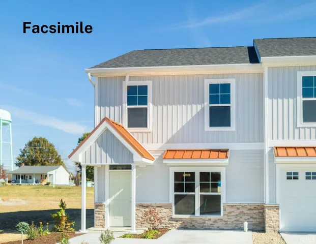 $220,000 | 8310 South Prestwick Drive, Newberry, IN 47449