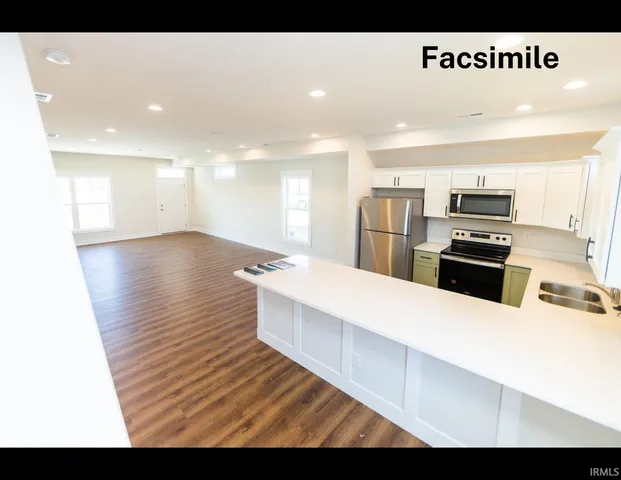 $220,000 | 8310 South Prestwick Drive, Newberry, IN 47449