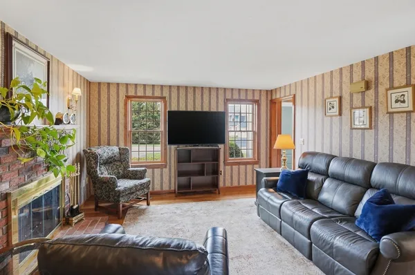 $720,000 | 99 Highland View Drive, Sutton, MA 01590