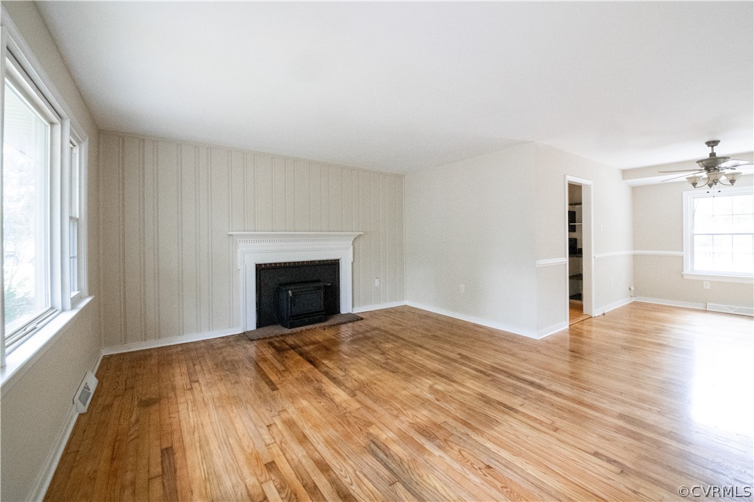 5515 Coxson Road Henrico, VA 23231 - Photo 34 of 45 Living Room & Ding Room