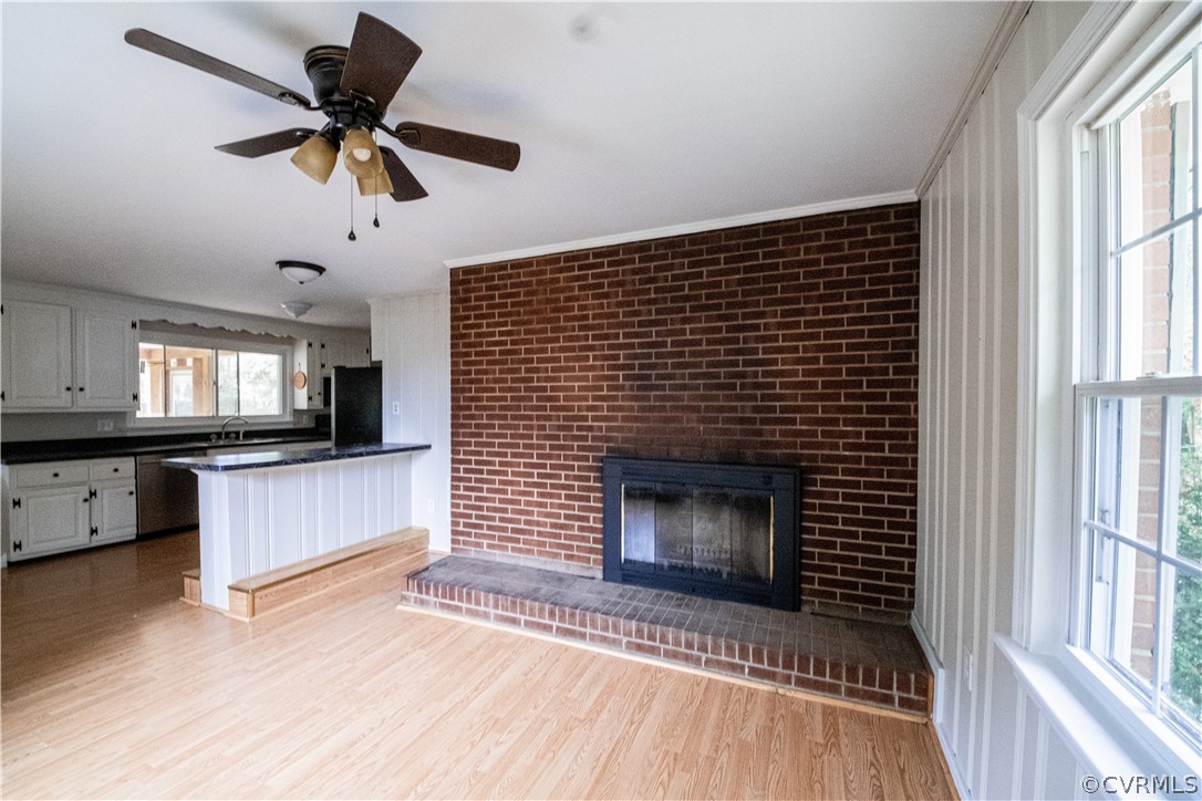 5515 Coxson Road Henrico, VA 23231 - Photo 38 of 45 Family Room & Kitchen