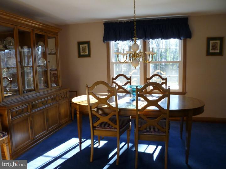 307 Wayland Road Cherry Hill, NJ 08034 - Photo 13 of 25 Dining Room