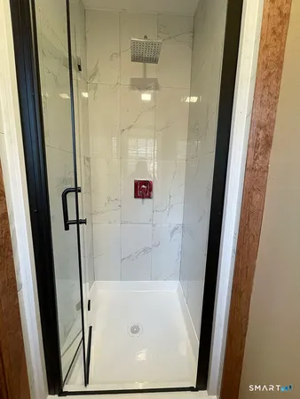 $1,450 | 121 South Main Street, Plymouth, CT 06786