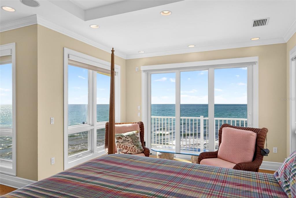 7152 Point Of Rocks Circle Sarasota, FL 34242 - Photo 40 of 88