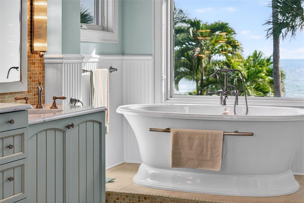 7152 Point Of Rocks Circle Sarasota, FL 34242 - Photo 47 of 88 a room with a sink and a potted plant