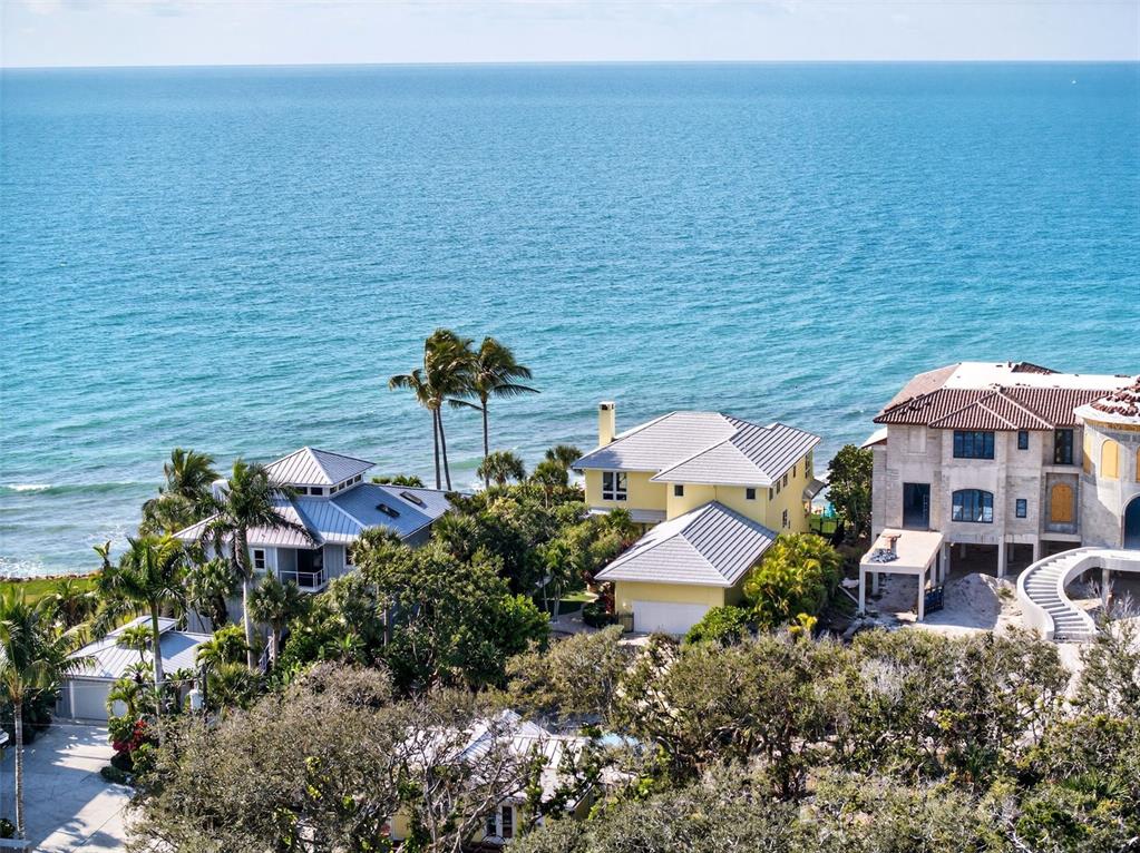 7152 Point Of Rocks Circle Sarasota, FL 34242 - Photo 6 of 88
