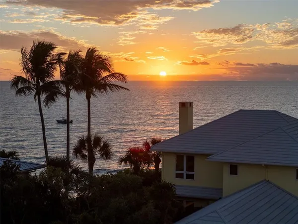 $6,750,000 | 7152 Point Of Rocks Circle, Sarasota, FL 34242