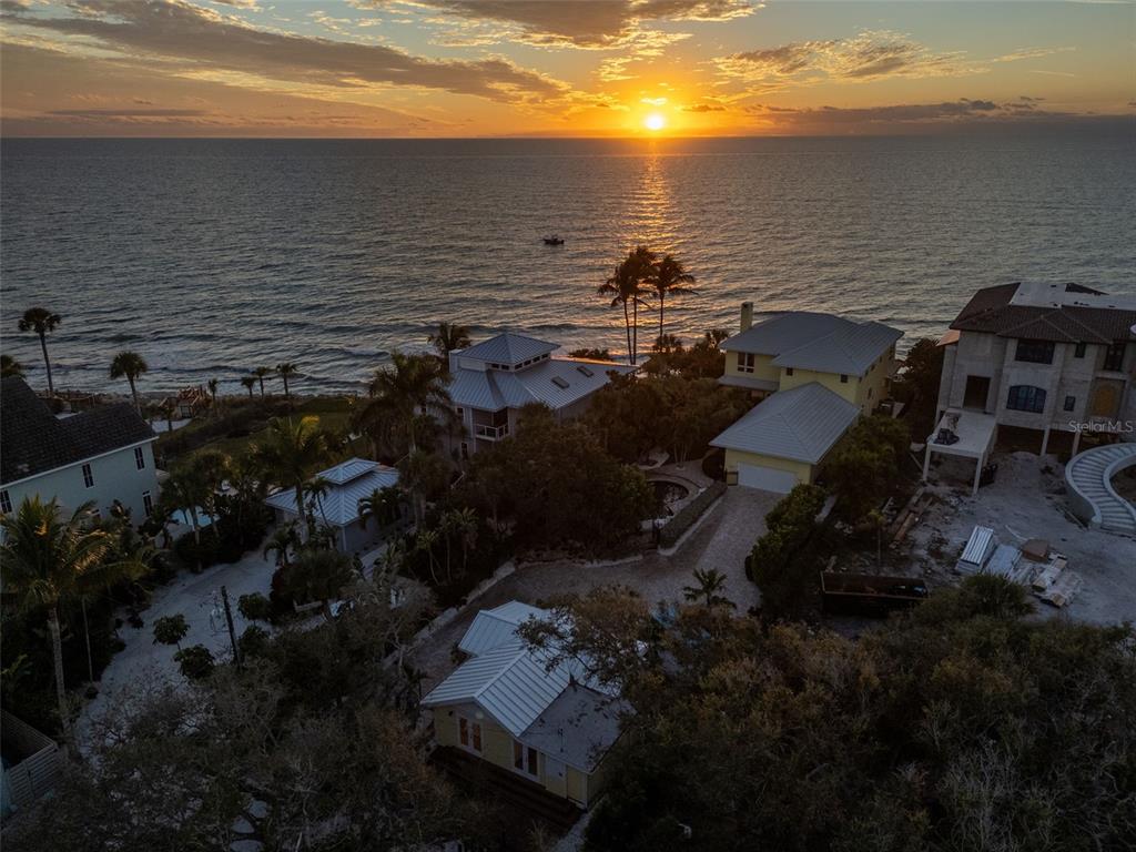 7152 Point Of Rocks Circle Sarasota, FL 34242 - Photo 73 of 88