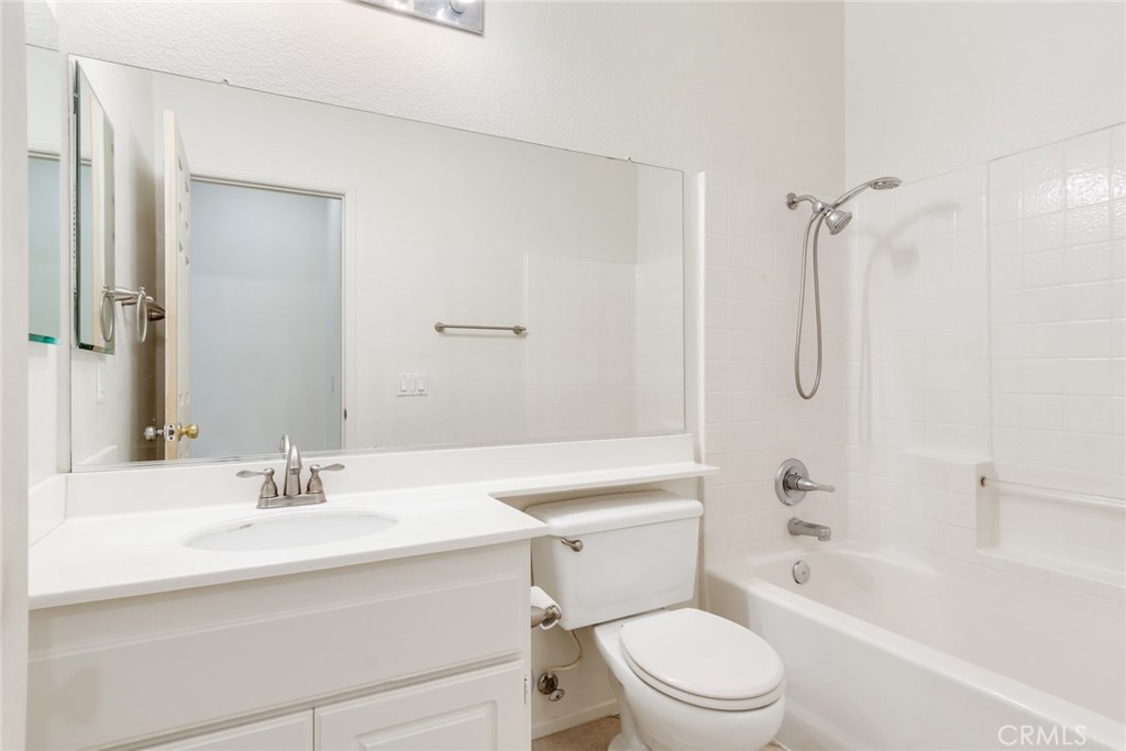 9140 Village Way Riverside, CA 92508 - Photo 17 of 37 guest bathroom